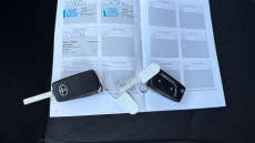 Toyota Yaris 1.5 Hybrid Design 5dr CVT Hybrid Hatchback